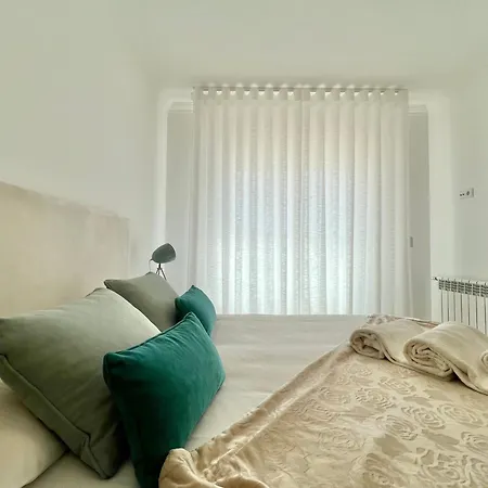 Deluxe 2 Bedroom Oceanfront Flat In Del Rey Amoreira (Leiria)