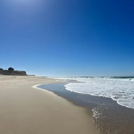 Deluxe 2 Bedroom Oceanfront Flat In Del Rey * Amoreira (Leiria)