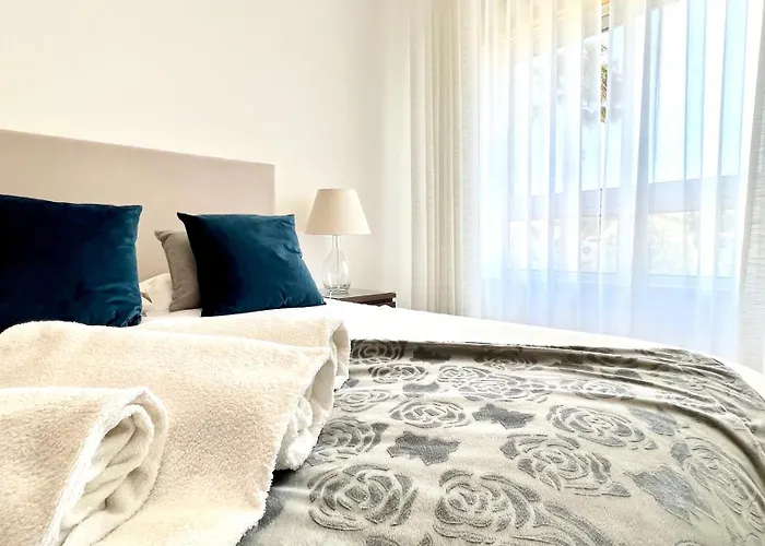 Deluxe 2 Bedroom Oceanfront Flat In Del Rey Daire *