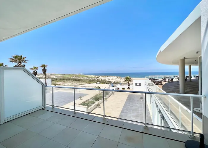 Deluxe 2 Bedroom Oceanfront Flat In Del Rey * Amoreira (Leiria)