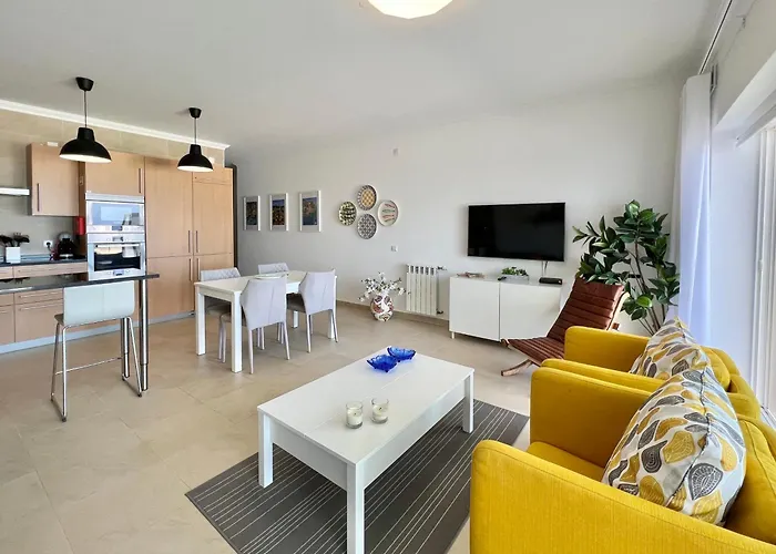 Deluxe 2 Bedroom Oceanfront Flat In Del Rey Daire